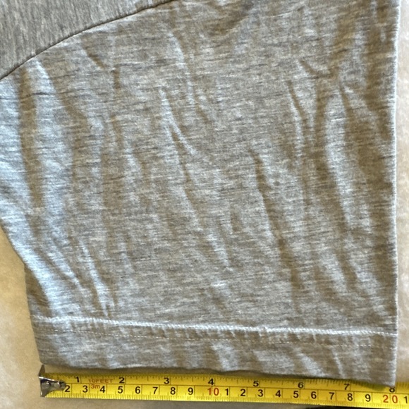 Joan Miro T-Shirt Mens Size M Gray Barcelona Art Abstractive Painting USA Stones - Picture 8 of 9